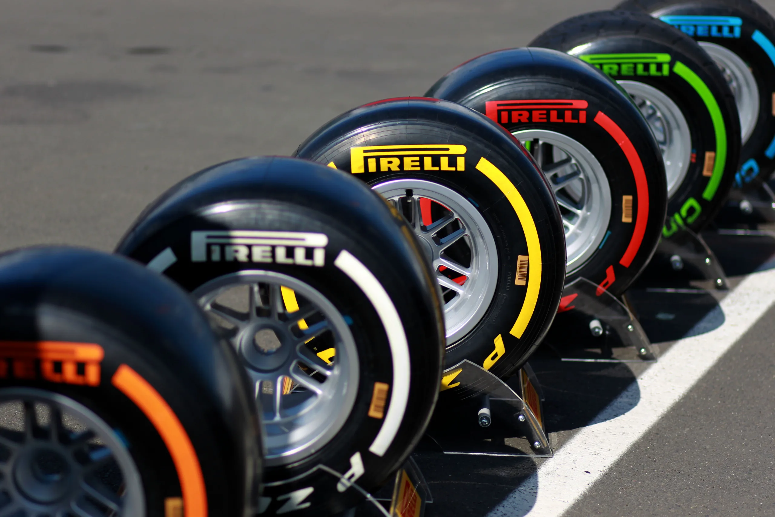 Formula 1 tires