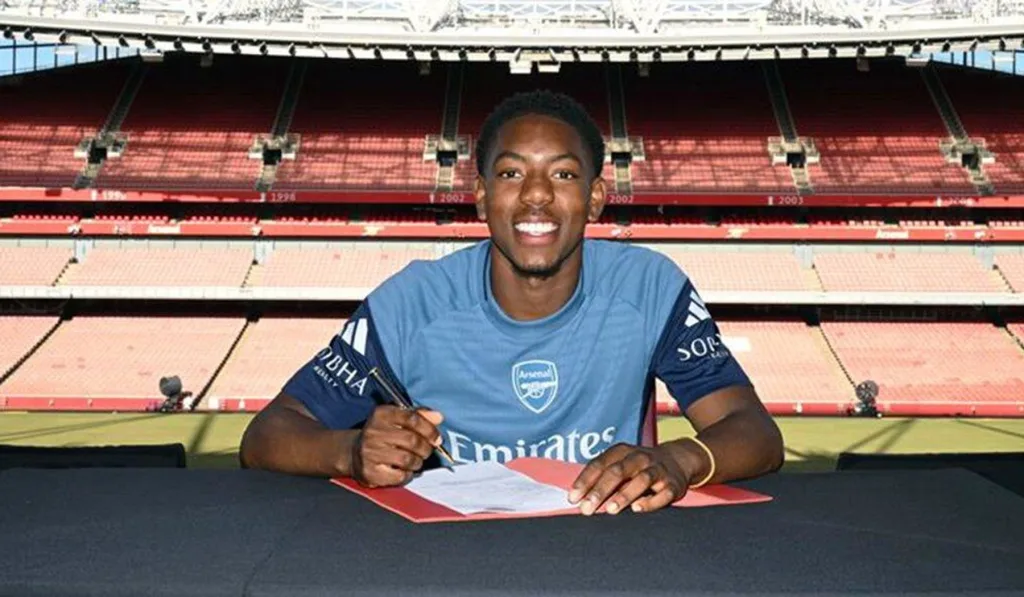 Myles Lewis-Skelly Signs New Five-Year Contract with Arsenal, Aims to Build a Legacy lewis skelly contract yicbgra7