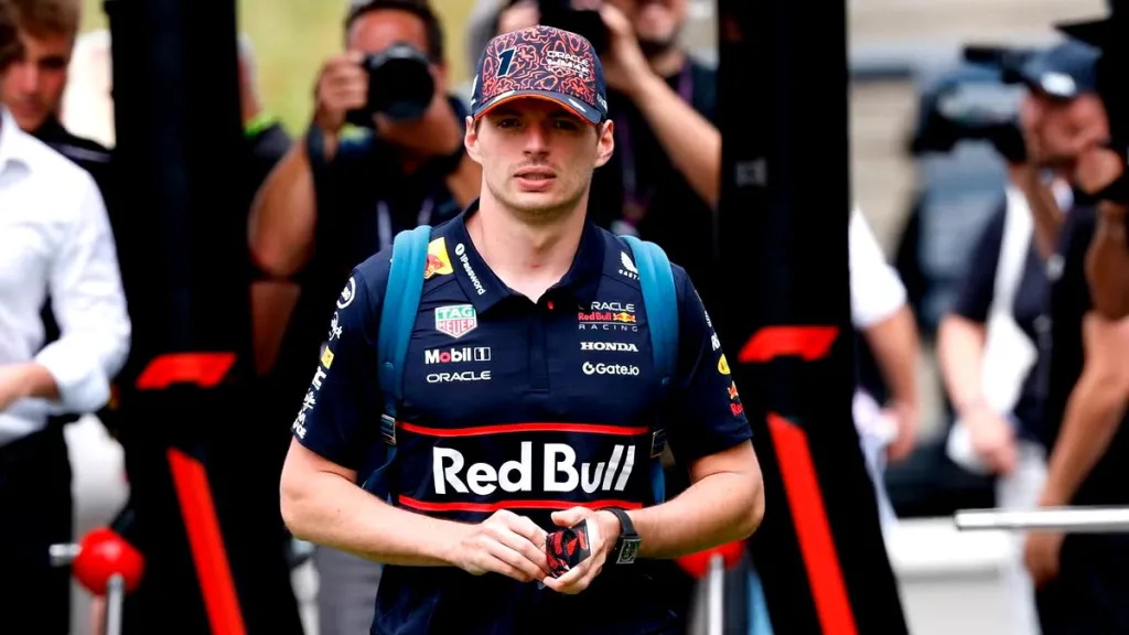 Verstappen Eyes Mercedes Move for 2026 as Talks Intensify Ahead of British Grand Prix