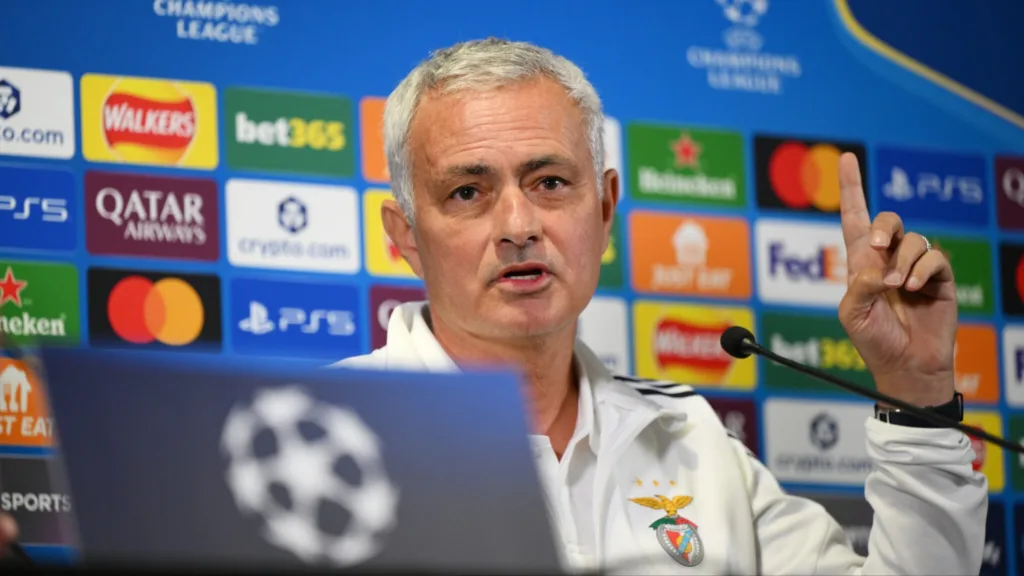 José Mourinho Returns to Stamford Bridge as Benfica Face Chelsea IMG 20250930 162558