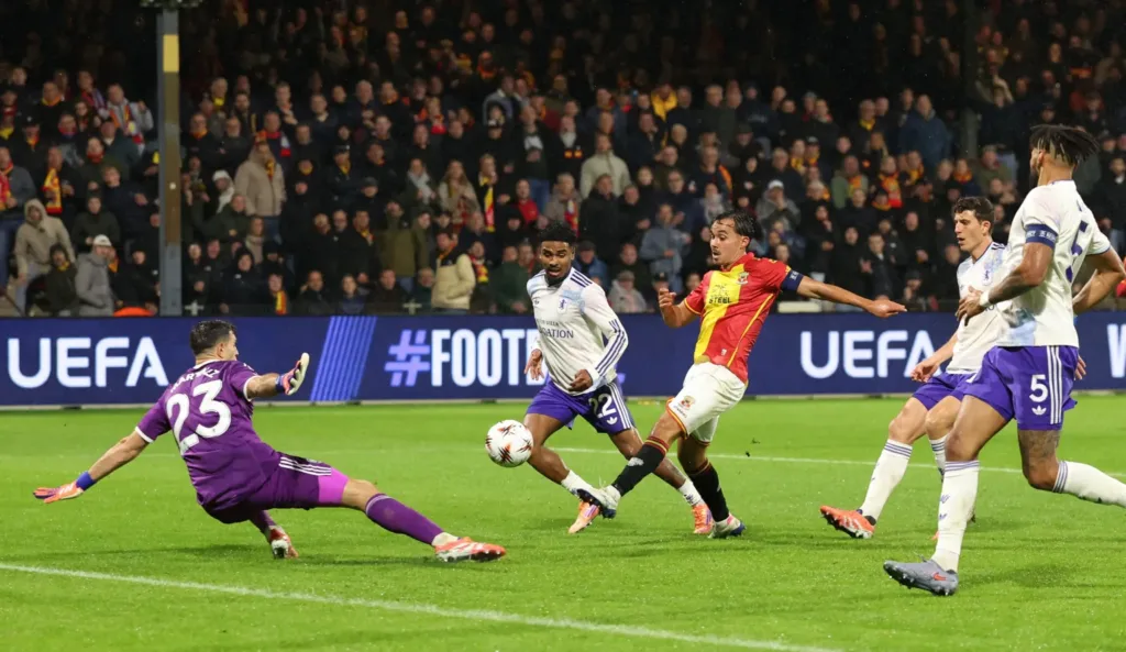 Go Ahead Eagles Shock Aston Villa with Stunning 2-1 Europa League Win