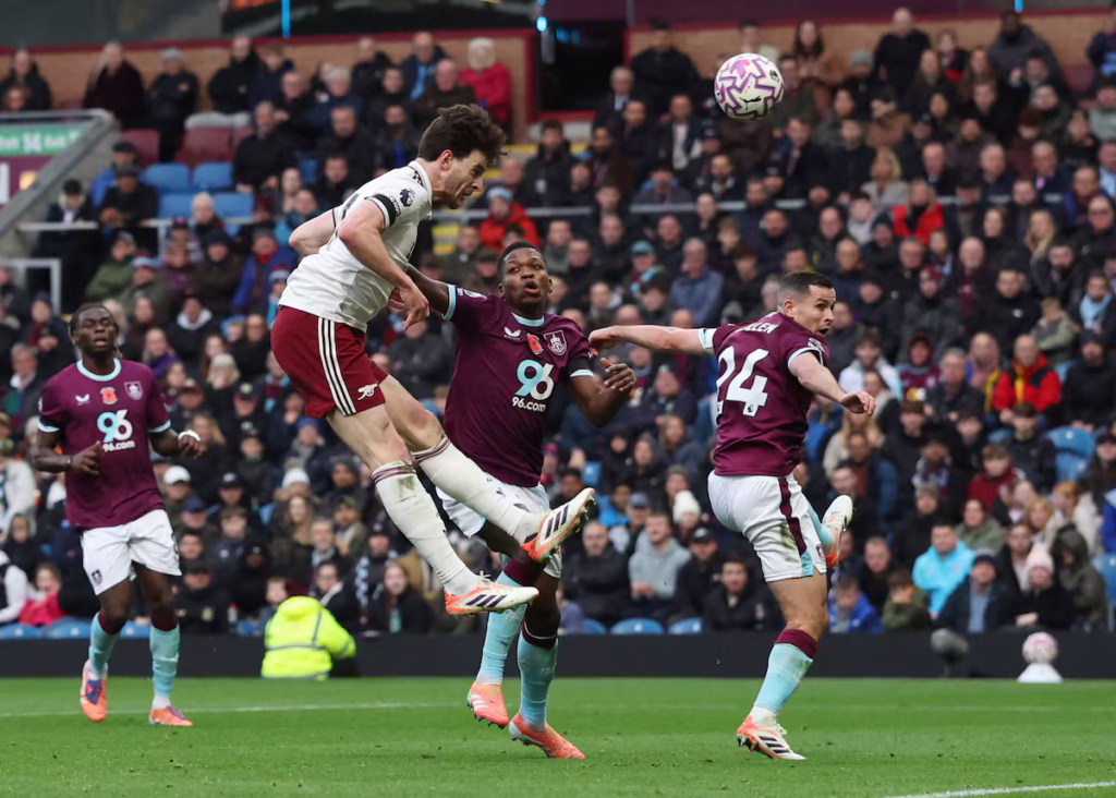 Arsenal Stretch EPL Lead After Confident 2-0 Victory Over Burnley