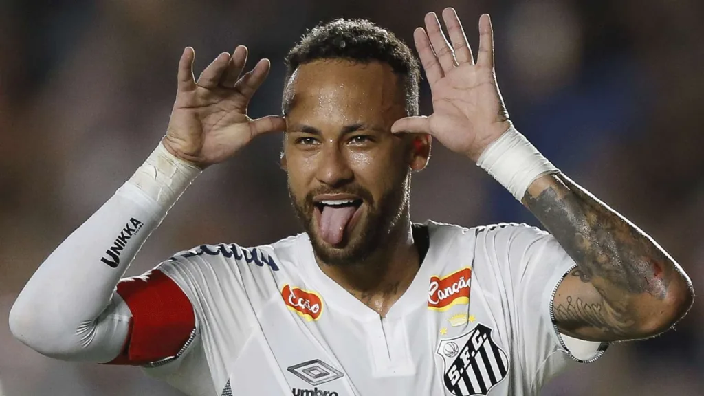 Neymar Nears Santos Return as Knee Surgery Recovery Accelerates 06.gif