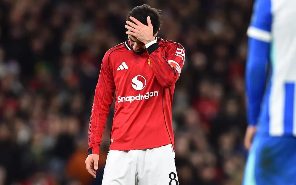 Manchester United Confirm Hack of Bruno Fernandes’ Social Media Account 1 SEI280437265