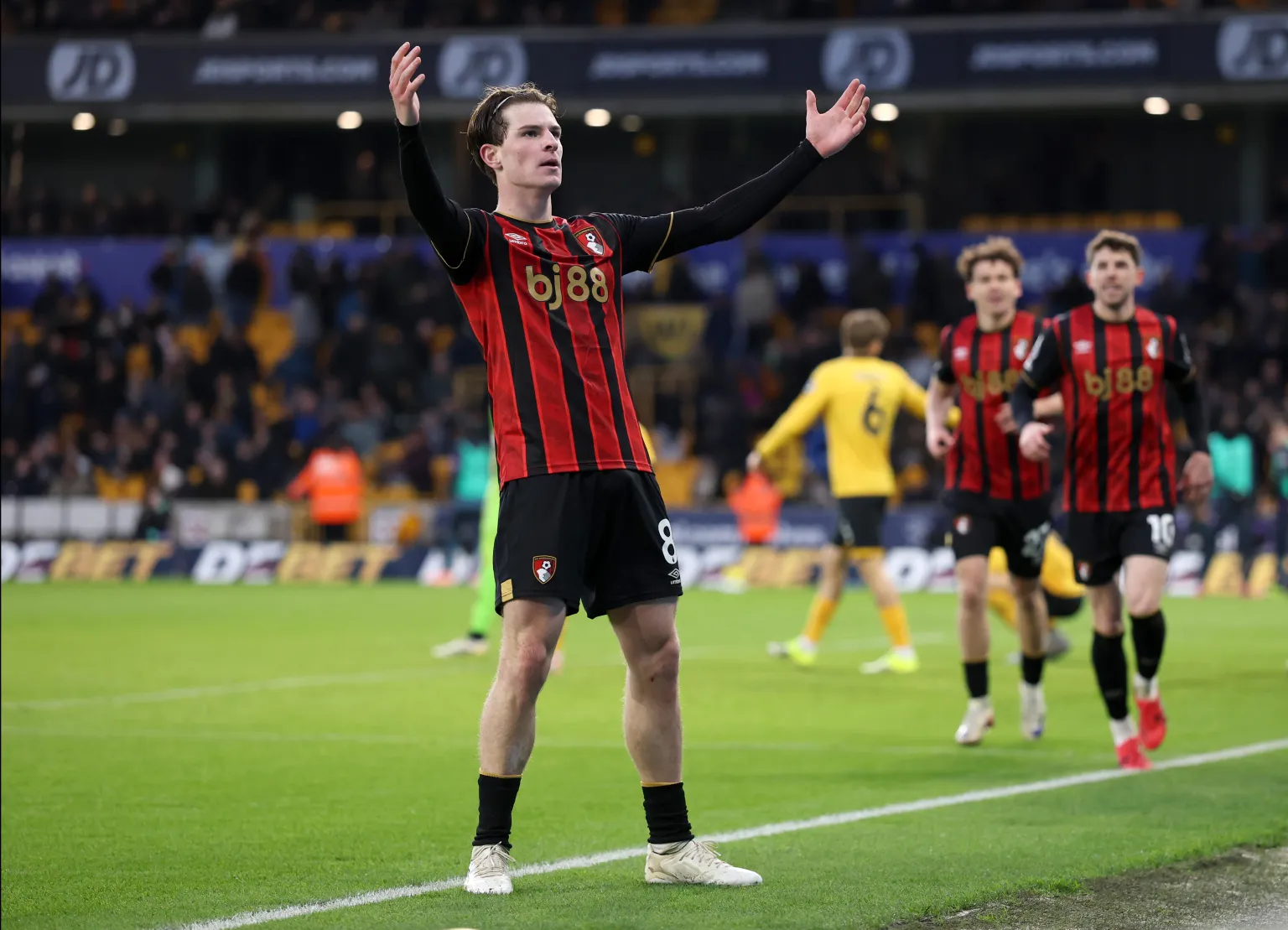 alex scott afc bournemouth celebrates 1055519060