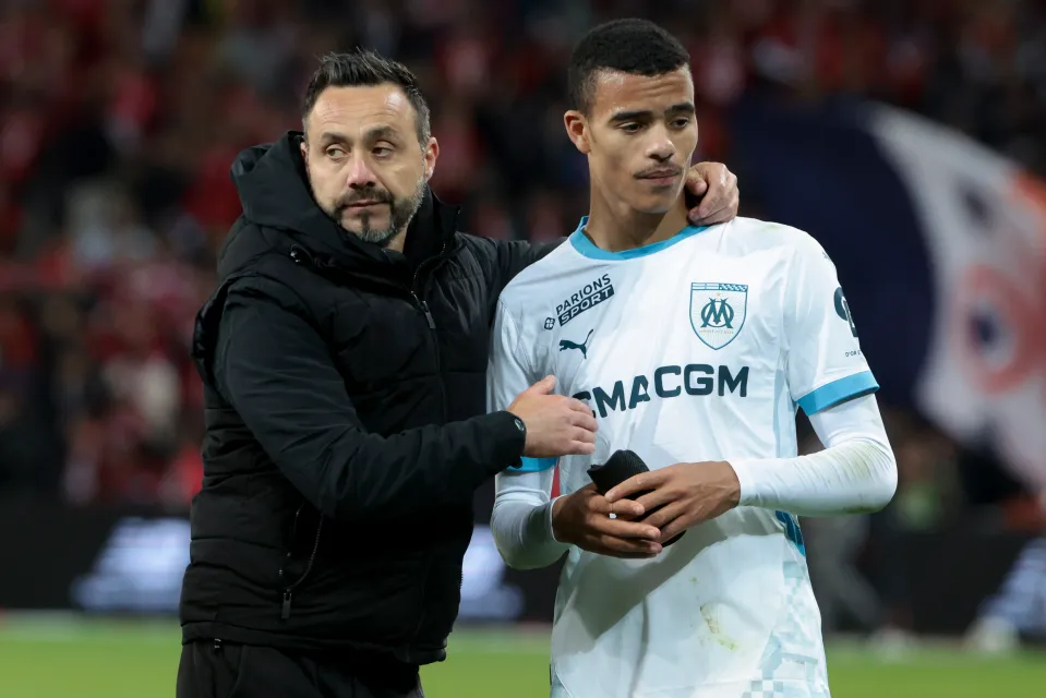 De Zerbi Breaks Silence on Controversial Greenwood Sub in Shootout Loss to PSG 1 coach olympique de marseille roberto 992268393 ca6100