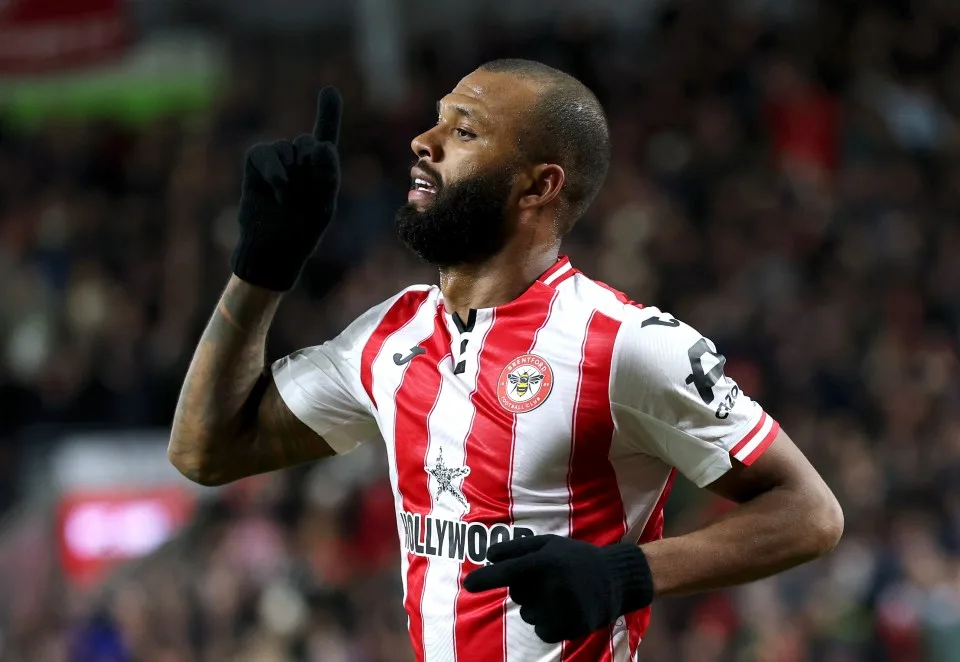 igor thiago brentford celebrates scoring 1049988578