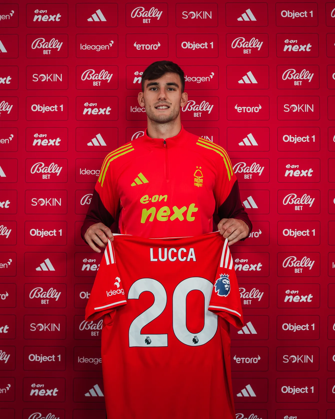 nottingham forest unveil new signing 1053586407