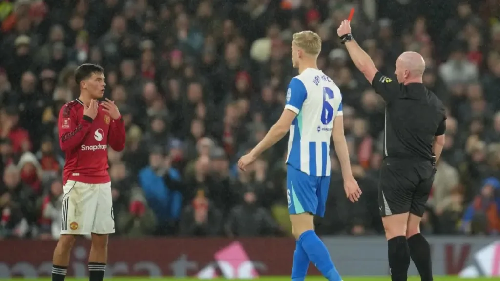 Teenage Winger Shea Lacey Sent Off as Man United Suffer FA Cup Defeat shea lacey 1768202141386 16 9