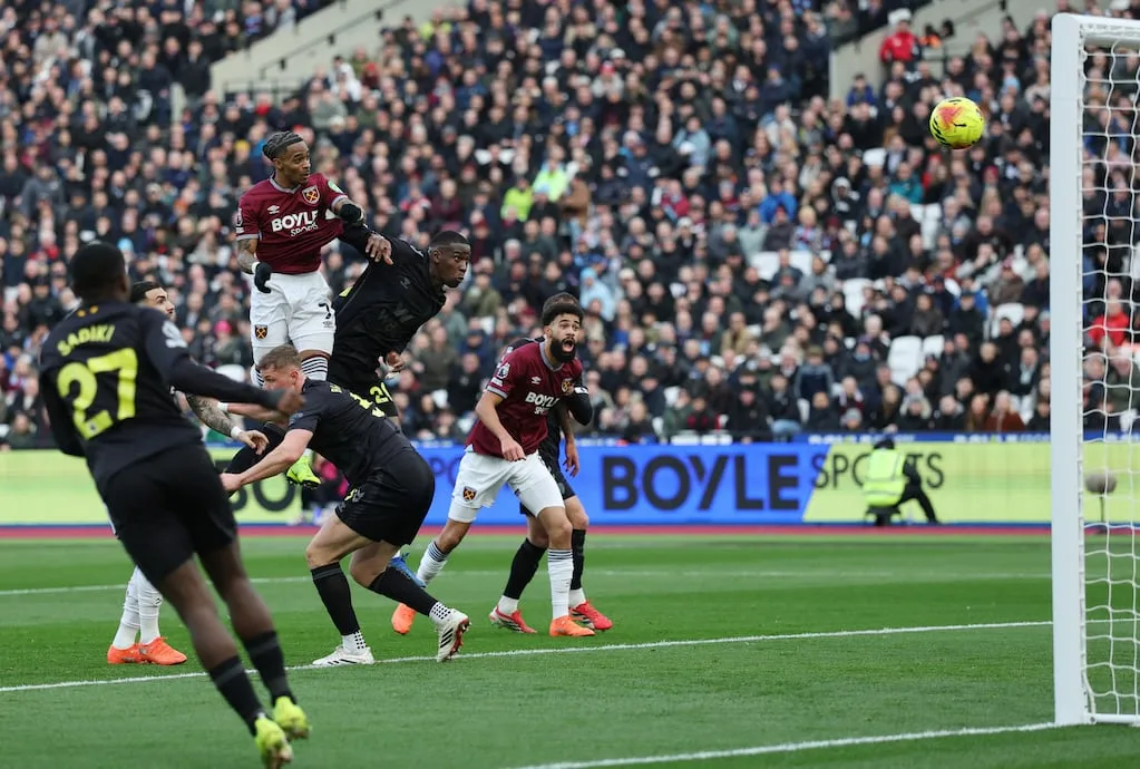 West Ham Claim Back-to-Back Wins with 3-1 Triumph Over Sunderland 1 west ham vs sunderland por la fecha 23 de la premier league del 2026 5DCXYG3JTZRUWVT5QFF6SLEQKM