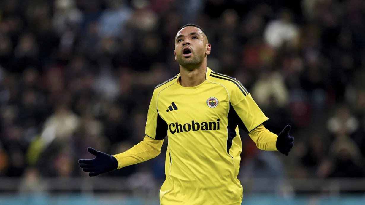 en nesyri takim arkadaslariyla vedalasti